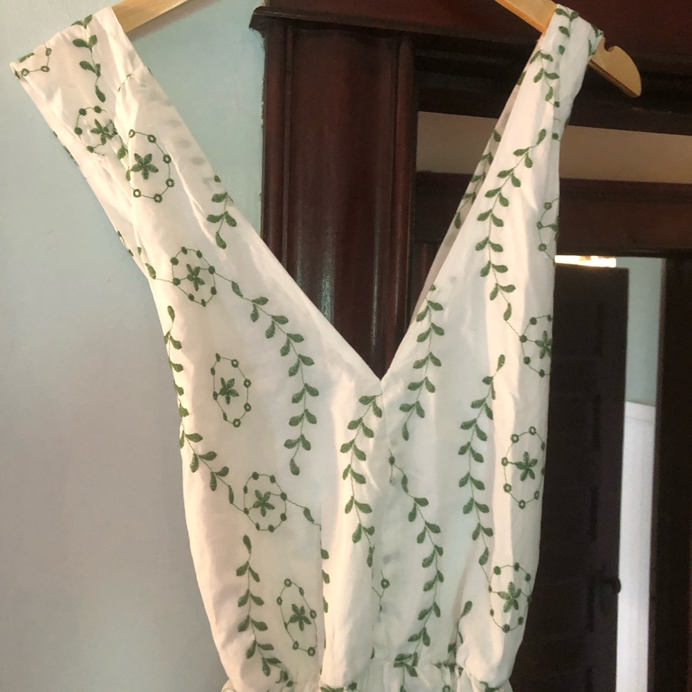 New Day/target NWOT White V-Neck Dress with Green Vine Embroidery